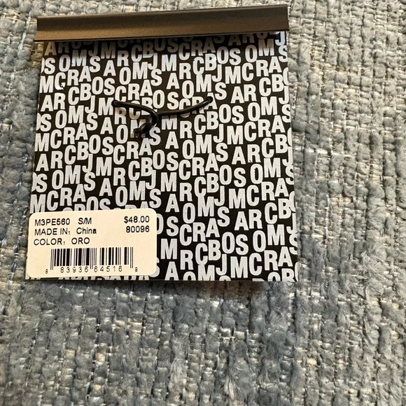 NWT Marc By Marc Jacobs- Gold tone Katie Turnlock Chain Ring - Picture 4 of 4